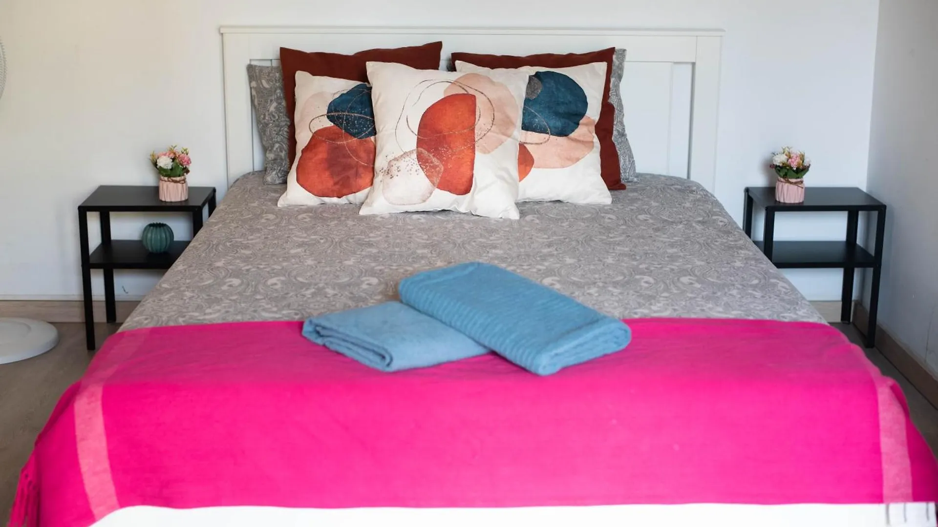 Crisqueen Flat Hostel Barcelona